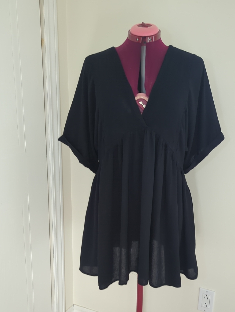 O'Neill Black V-Neck Kimono Sleeve Cover Up